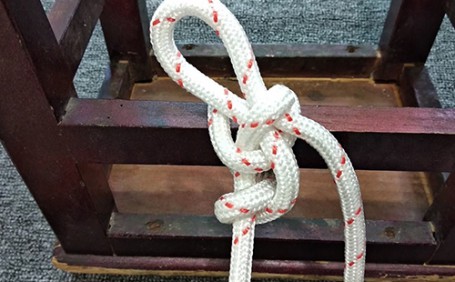 保障生命安全，重視應(yīng)急逃生繩的使用