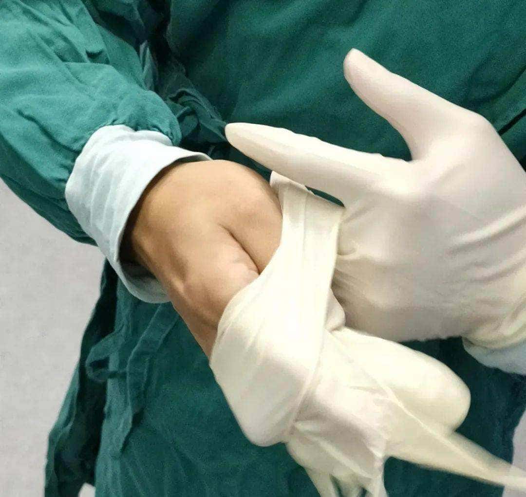 關(guān)于無菌手套的穿脫以及注意事項